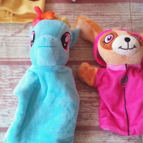 Plush puppet animal gloves used, pack of 5