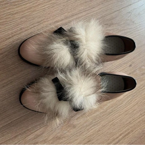 Pargiana leather loafers with fur and black sole like new, size 39, pink