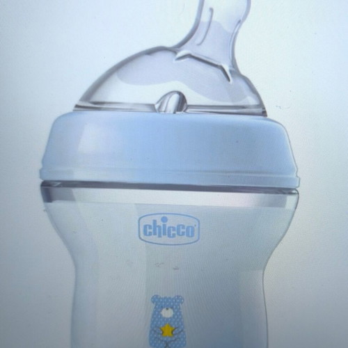 Chicco Natural Feeling plastic baby bottle with silicone nipple 150ml new