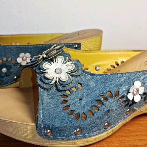 High slippers almost new, size 38