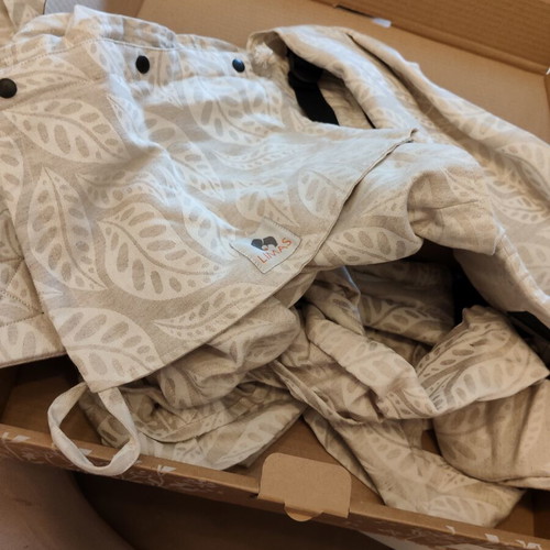 Limas ergonomic baby carrier like new