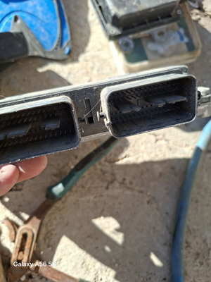 Suzuki Swift 1.3cc engine control unit