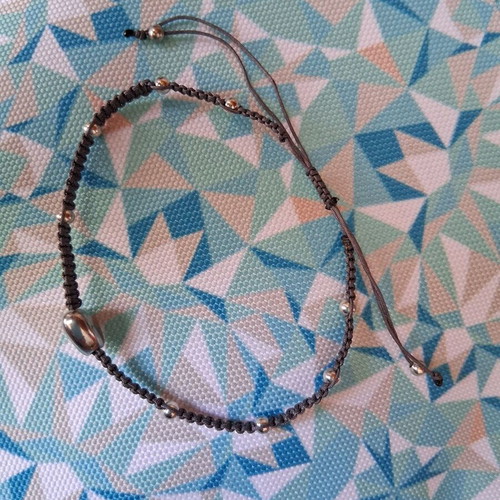 Macrame bracelet like new with decorative beads and heart