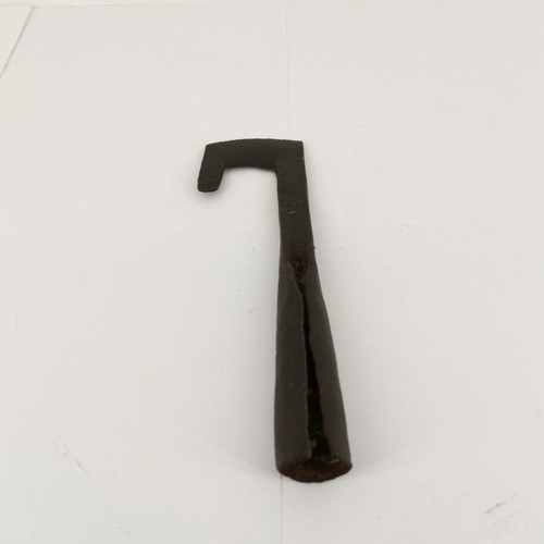 Pruning tool for pole used, made in kiln, 1940s vintage