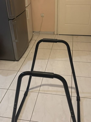 Floor dip bars