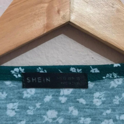 Green Floral Crop Top Shein used, size XS