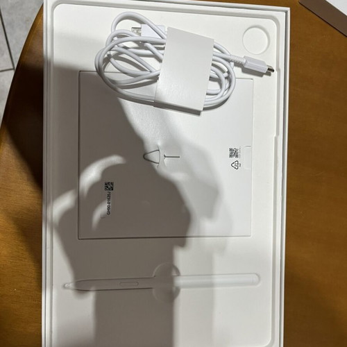 Samsung Galaxy Tab S10 FE 5G 128Gb new tablet