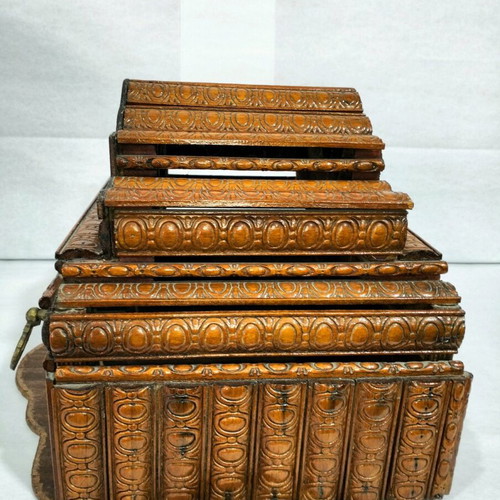 Carved jewelry box like new, decorative or ecclesiastical