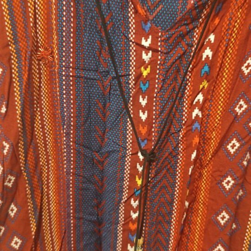 PPTSTYLE sleeveless tribal blouse XL like new, multicolor