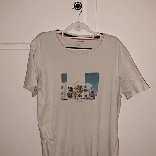 Jack & Jones T-shirt XXL like new, very comfortable