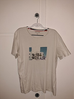 Jack & Jones T-shirt XXL like new, very comfortable