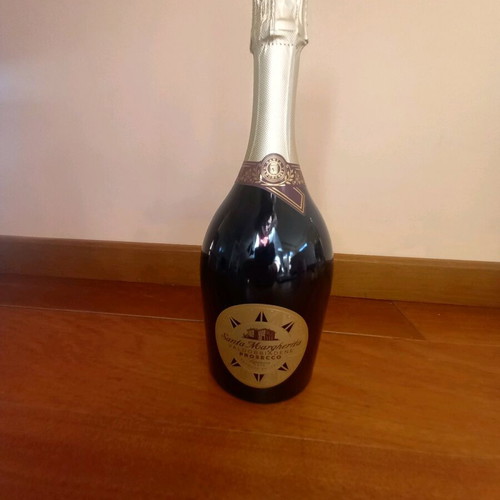 Santa Margherita Valdobbiadene Prosecco Brut like new, 750 ml bottle
