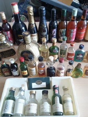 Miniature bottles used, pack of 38 pieces