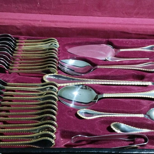 Solingen 18/10 Rostfrei stainless steel cutlery set 71 pieces like new