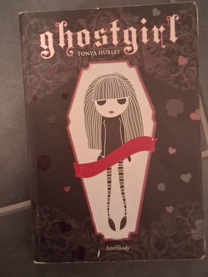 Ghost Girl by Tanya Hurley used, Greek language