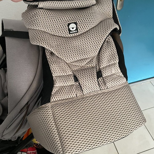 Dooky Baby Carrier 3-Position Beige Desert like new