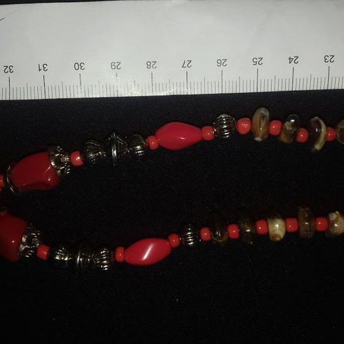 Necklace with red coral and screw clasp new