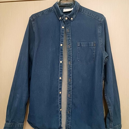 ASOS men's denim shirt, size S/M, blue