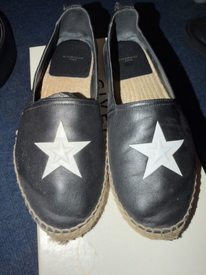 Givenchy Black Leather Star Espadrille Flats Size 40 like new