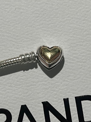 Αυθεντικό καινούργιο βραχιόλι Pandora με μασίφ χρυσό 14K κούμπωμα