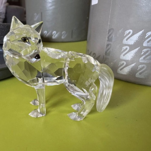 Swarovski Wolf crystal figurine like new with original box