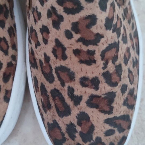 Slip On Sneakers Leopard Leather size 39 like new