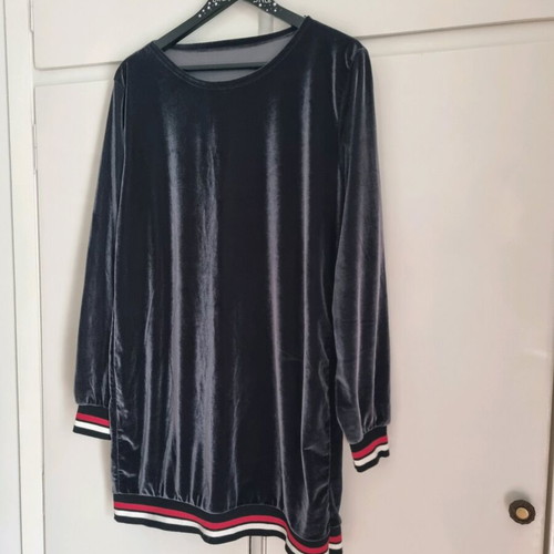 Velvet blouse dress like new with sporty details, size XL