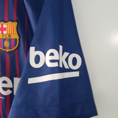 Barcelona jersey vintage 2017 like new, size medium