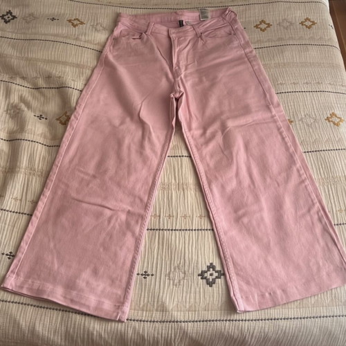 H&M pink bell-bottom jeans like new