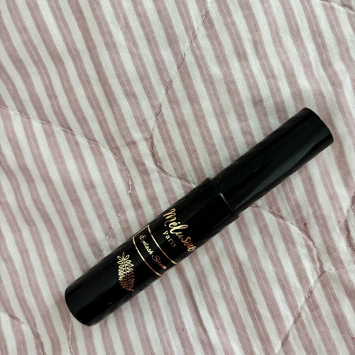 Eyelash Serum and Essence Extreme Shine Volume Lipgloss new