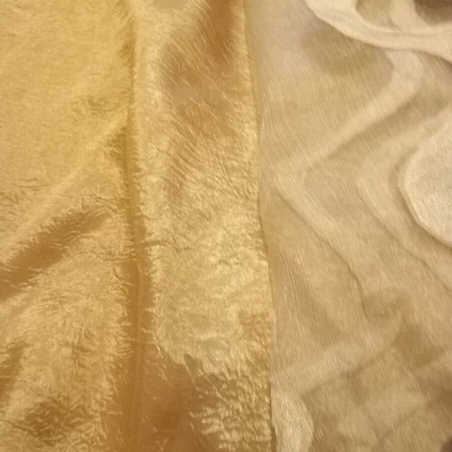 Double curtain like new with gold and geometric patterns