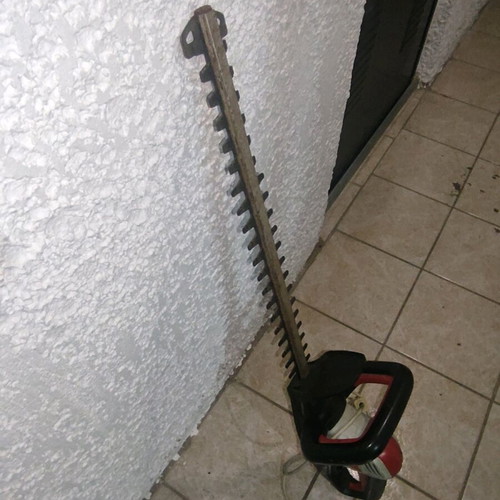 Sterwins Professional Hedge Trimmer used, 1.1m, 600W