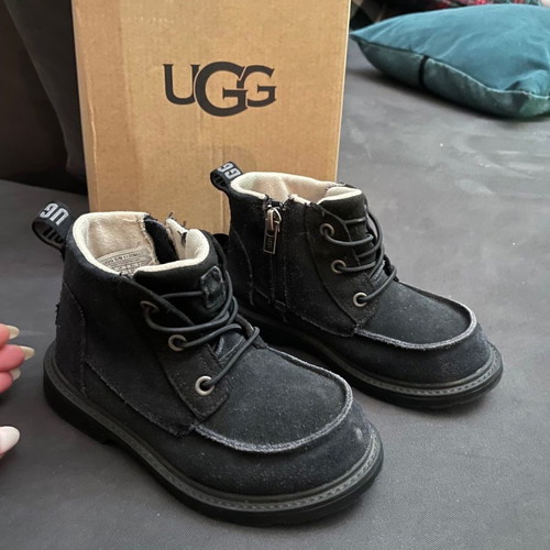 Παιδικά παπούτσια Ugg Australia νούμερο 27,5 μεταχειρισμένα, ιδιαίτερα ζεστά