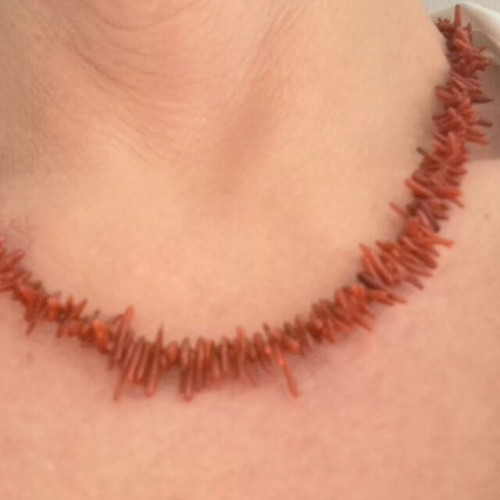 Vintage necklace with natural red coral and 925 silver clasp, like new