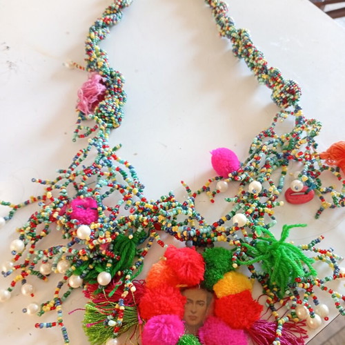 Viva La Frida handmade necklace Frida Italy Positano Antica Sartoria like new, multicolor