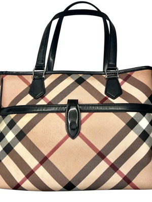 Burberry Nova Check чанта за рамо употребявана, черна и бежова