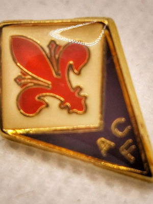 ACF Fiorentina collectible pin like new, authentic