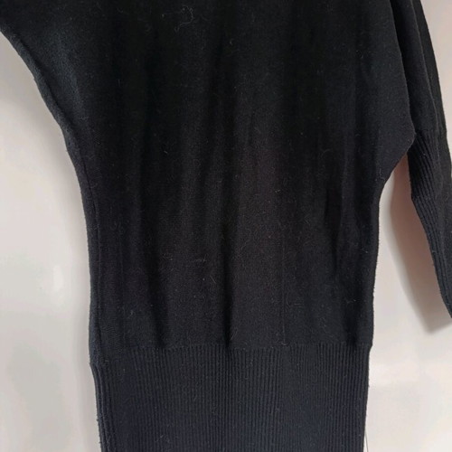 Long-sleeve black batwing blouse like new, pure cotton cashmere