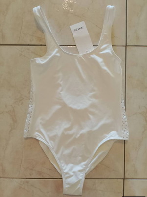 Zara μαγιό καινούργιο, μέγεθος M και L, άσπρο