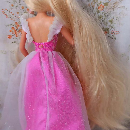 Vintage Sindy Rapunzel doll 2002 by Vivid Imaginations