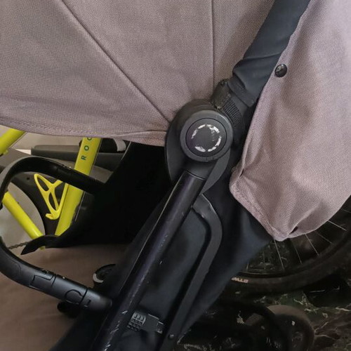 Cybex Beezy stroller used with minor wear