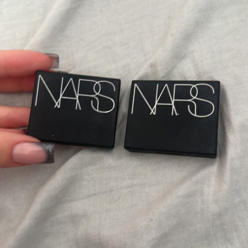 Nars eyeshadow new, shades Melrose and Ecstasy