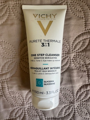 Vichy Purete Thermal 3 in 1 One Step Cleanser new