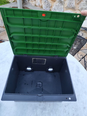 Gardena automatic watering set used with 2-channel valve box and 9v solenoid valves
