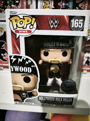 Hollywood Hulk Hogan Funko Pop new
