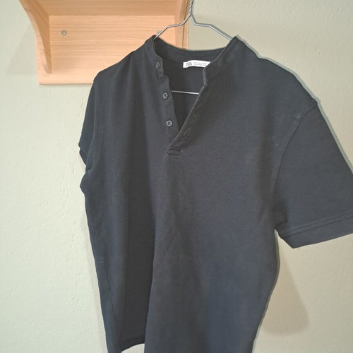 Zara black t-shirt used, size M