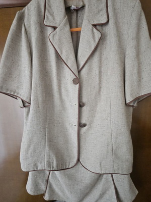 Women's summer suit like new, beige, size L