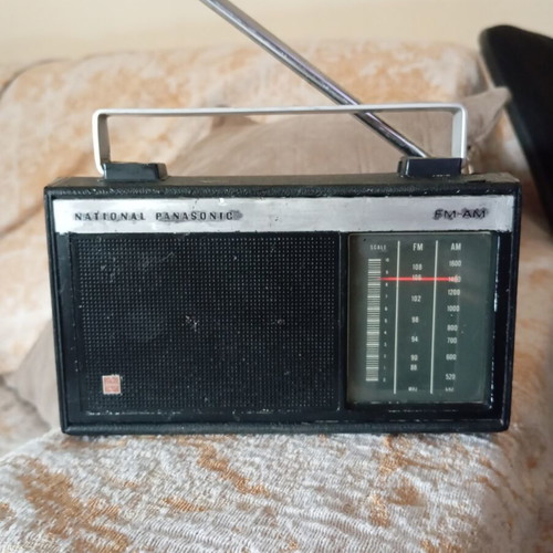 Panasonic FM AM radio