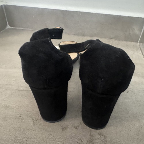 Suede black Ancient Goddess sandals with pearls and block heel size 39, new