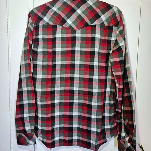 Authentic Levi's men's checkered shirt size M like new